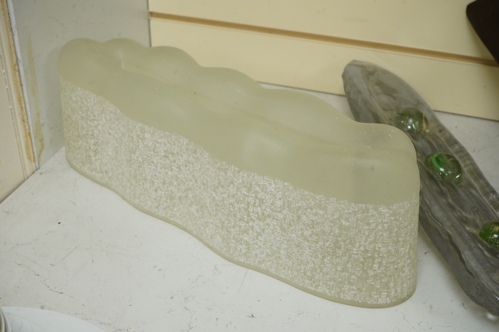 Lene Bodker, Danish glass screen stand and another contemporary sculpture, largest 44cm wide